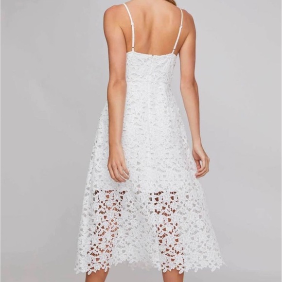 ASTR MIDI Lace Dress - Picture 3 of 3